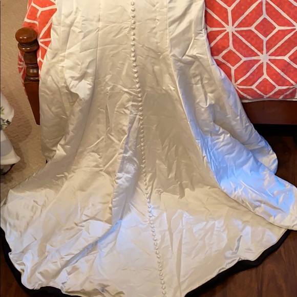 Justin Alexander Wedding Dress #8509 - Picture 14 of 14